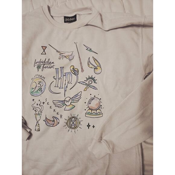Harry Potter Sweatshirt Sz S M Pull Over Sweater Crew Neck Hogwarts Spell Movie - Picture 1 of 12